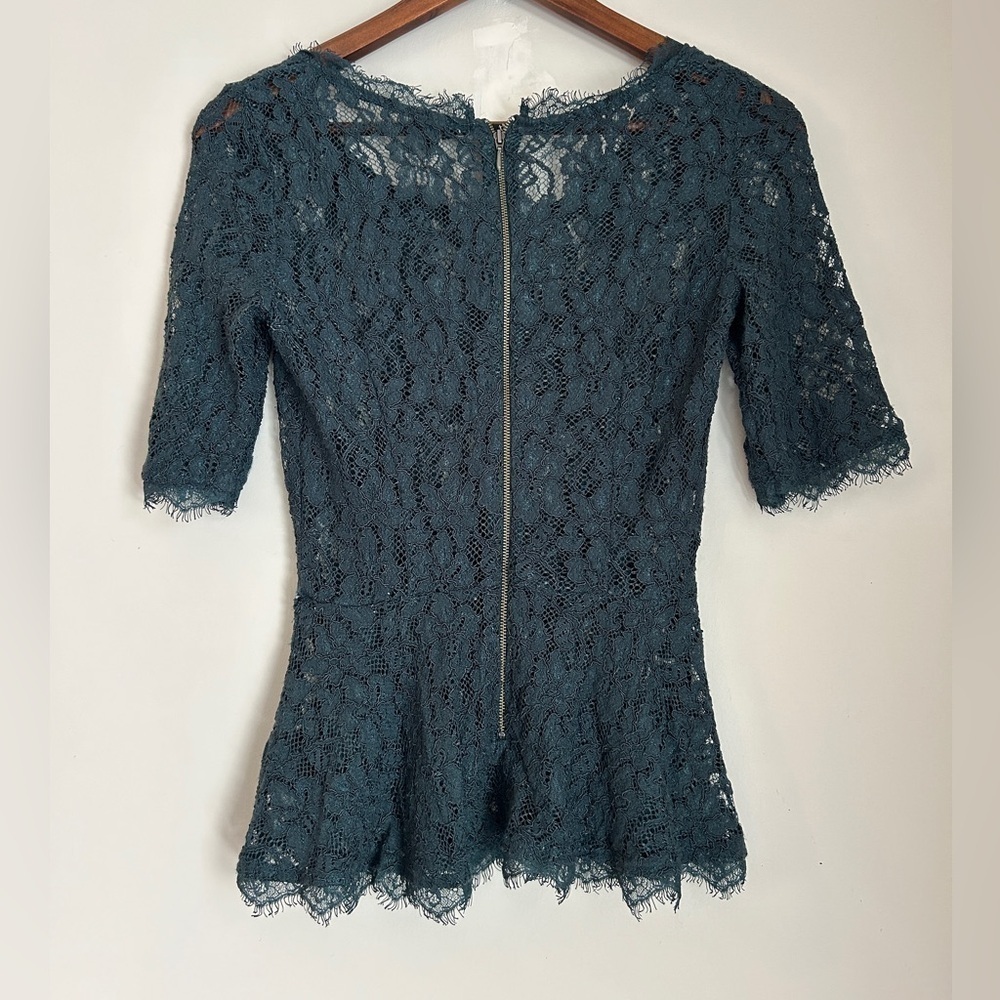 Babaton Forest Green/Blue Lace Peplum Blouse Size 2 - Picture 7 of 8